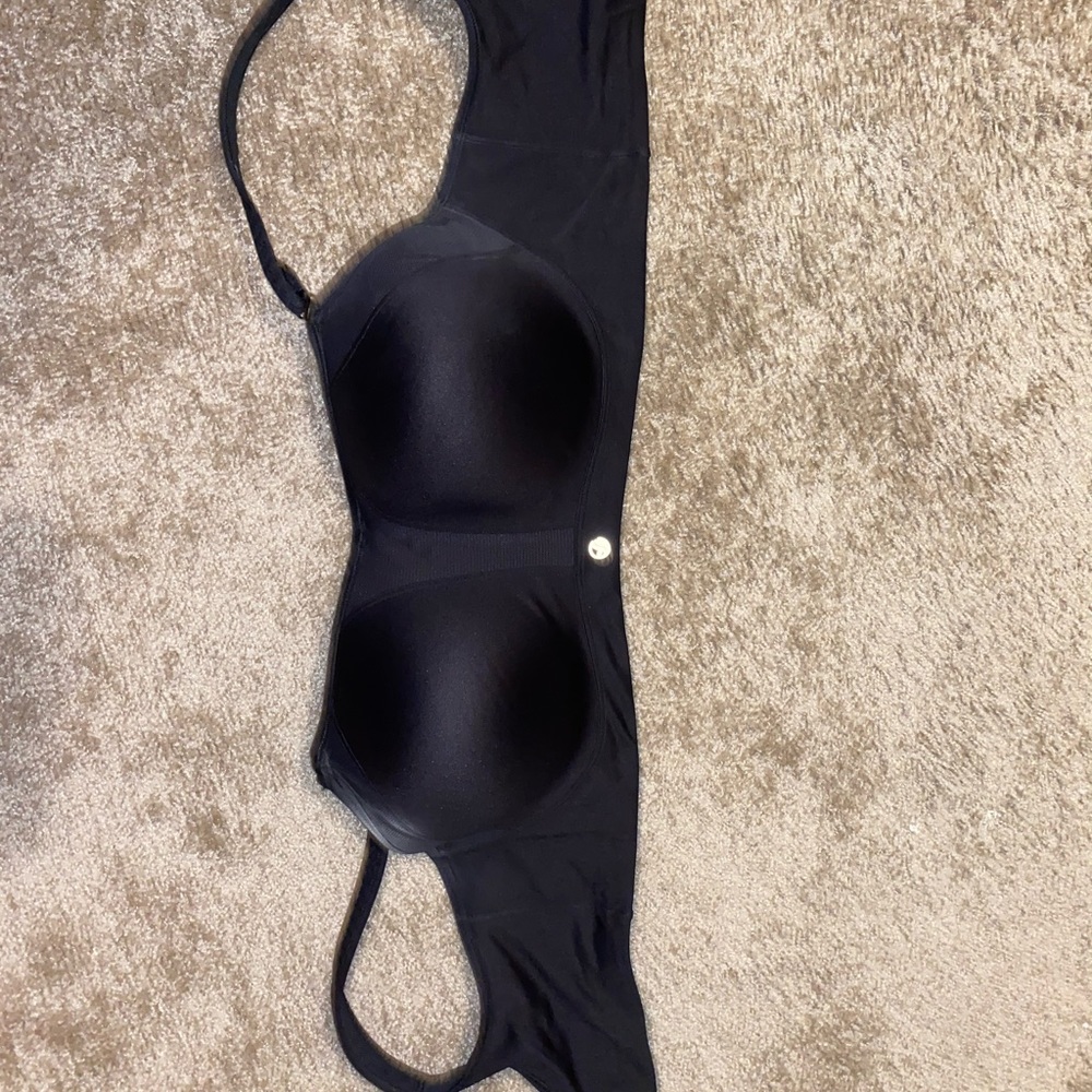 Black Sports Bra